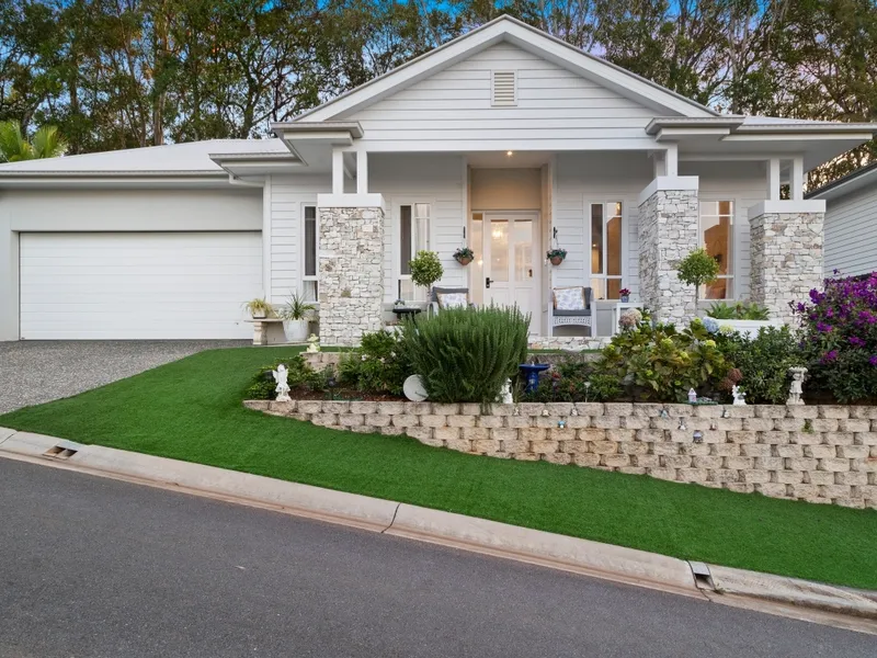 EXQUISITE HAMPTONS LUXURY