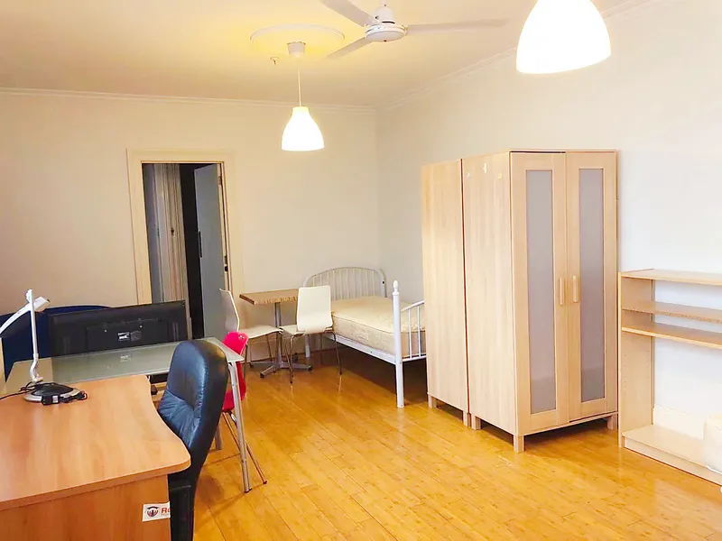 Fully Furnished Lovely One Bedroom Studio for Lease!