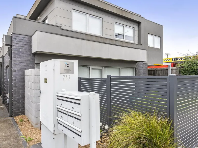 Contemporary Comfort in Prime Pascoe Vale Location