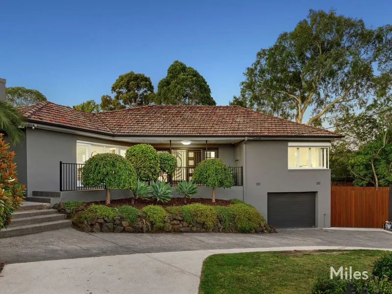 Stunning Living, Sublime Gardens, Spectacular Views