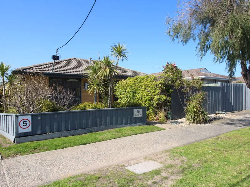 2 Bedroom Unit With Private Courtyard