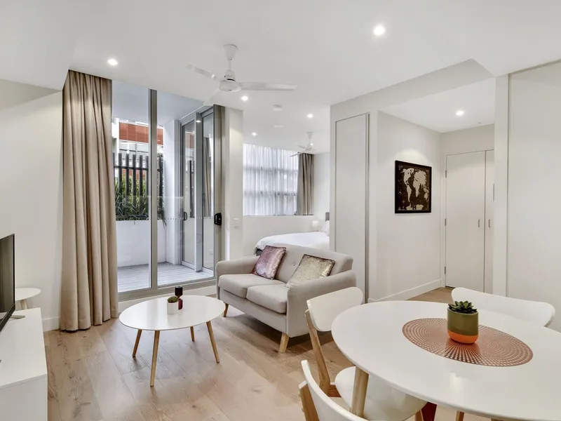 Vibrant yet tranquil village-centre position