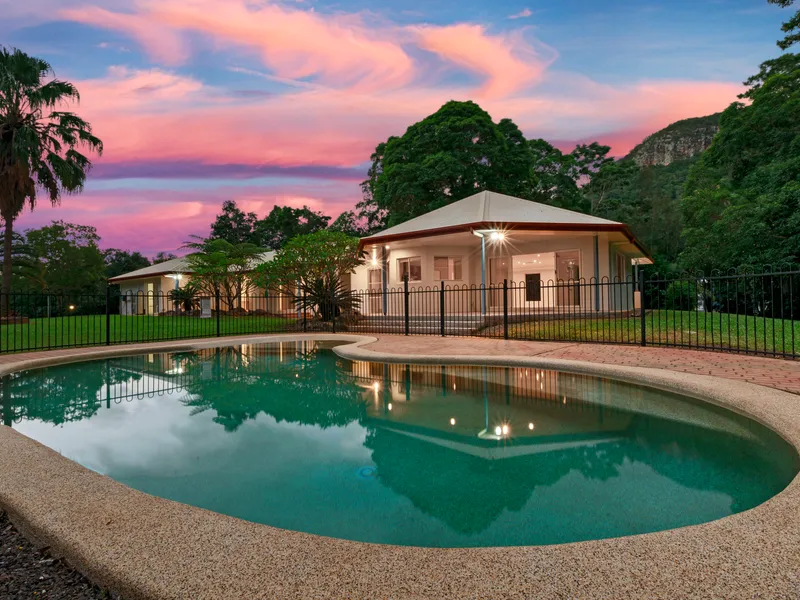 PRIVATE FAMILY OASIS WITH STUNNING MOUNT NINDERRY BACKDROP