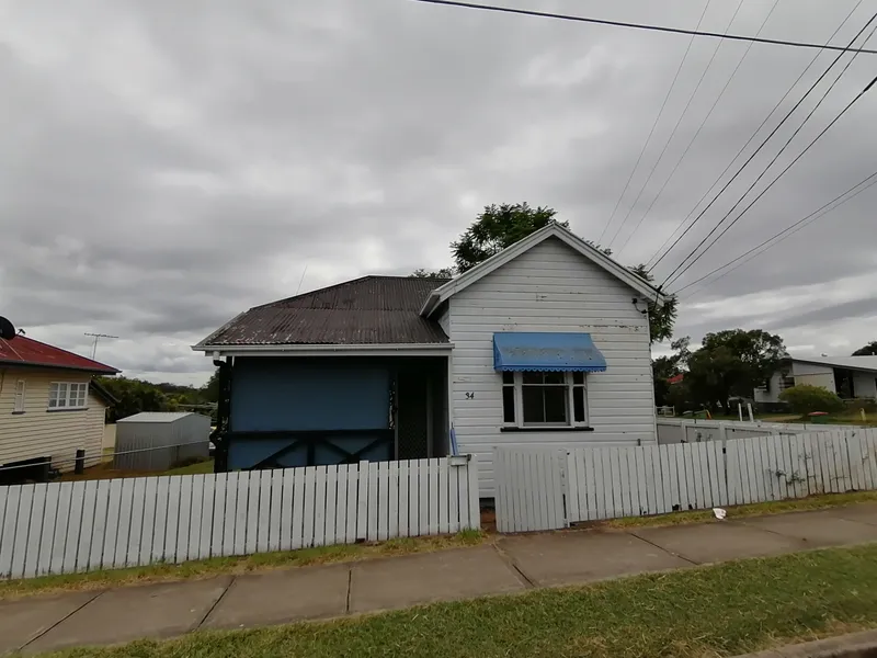 Tidy home close to public transport