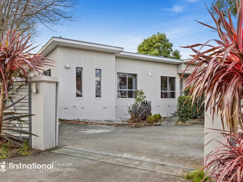 Position and Privacy Behind Electric Gates