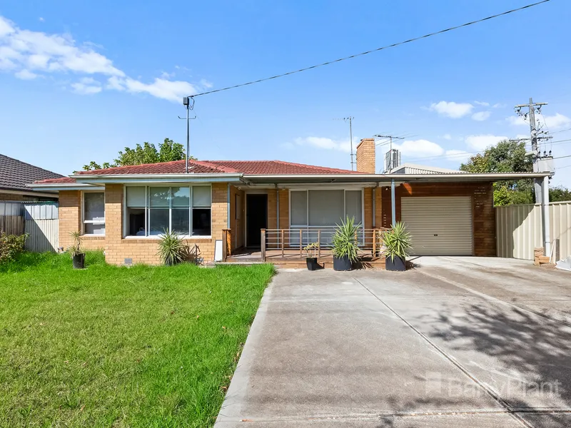 Beautiful Low Maintenance Home !