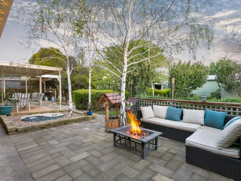 Spacious Strathalbyn Living