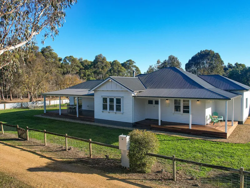 GRAMPIANS VISTAS, PRIVACY AND TRANQUILITY