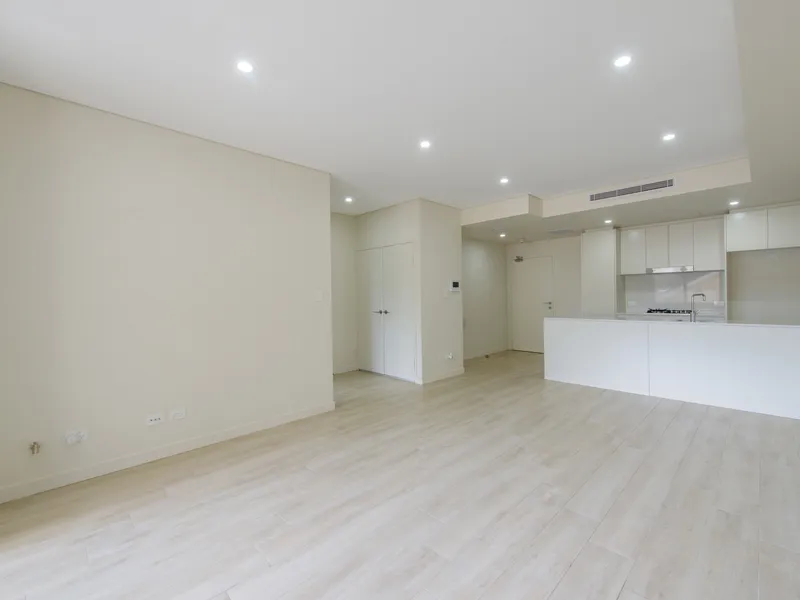 AFFORDABLE HOUSING | NEAR NEW AND CONTEMPORARY TWO BEDROOM APARTMENT