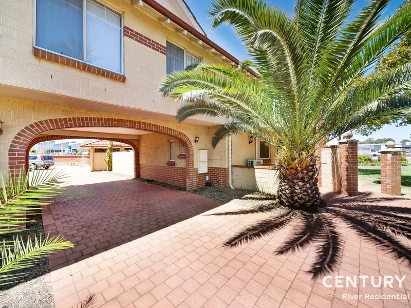 Fantastic renovated villa in awesome location