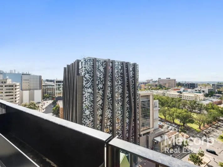 2 Bedroom Apartment Next to Melbourne University