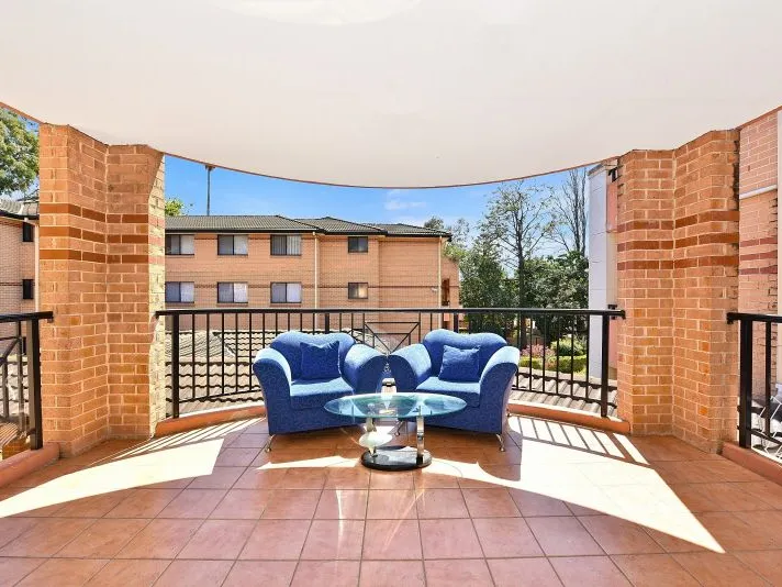 Modern, attractive, three-bedroom unit situated in quiet residential area featuring two bathrooms, gas cooking and two secure parking spaces.