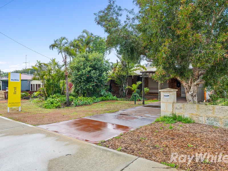 Old School Meets Easy Coastal Living!