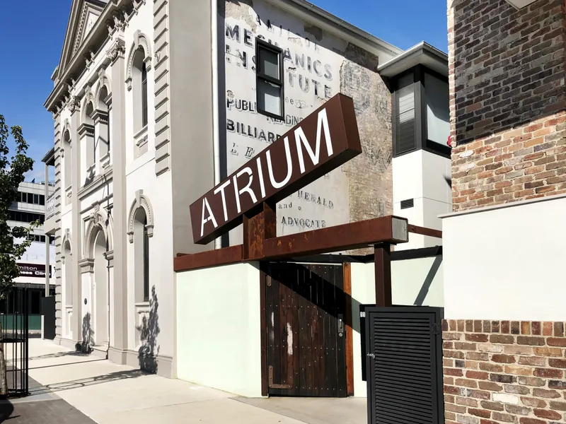 Rare Apartment in the Popular Atrium Building