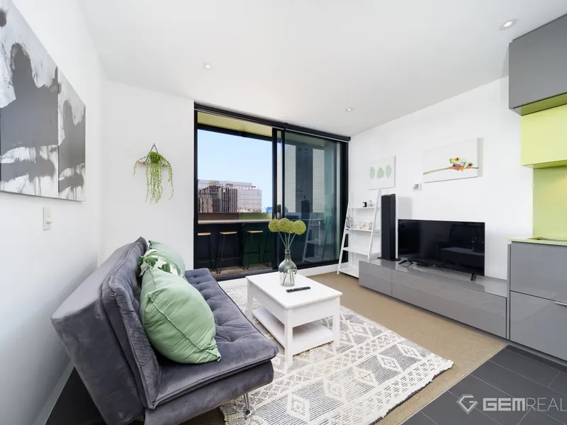 Unparalleled Luxury and Convenience in Swanston Square Apartment