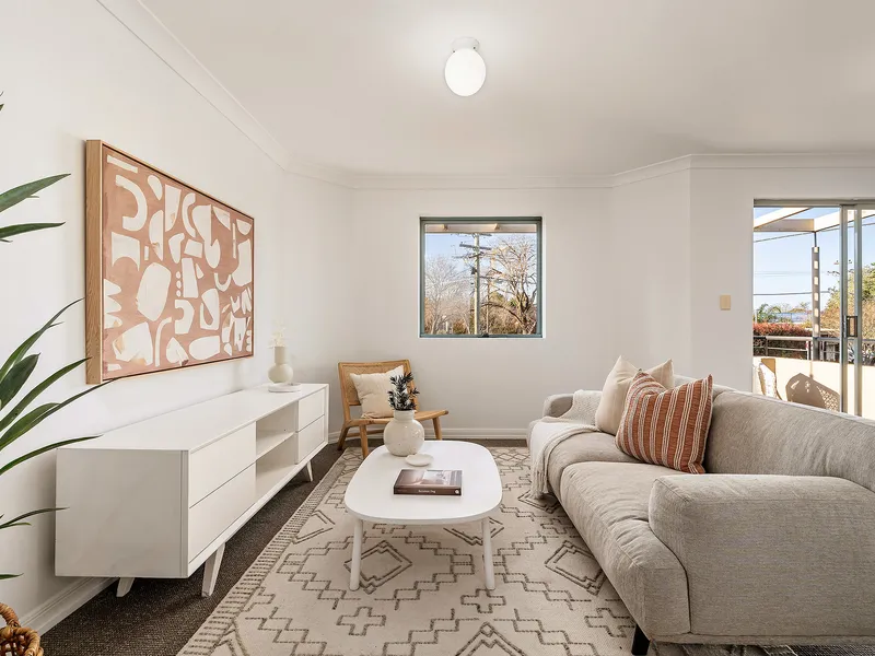 Boutique apartment in superb locale