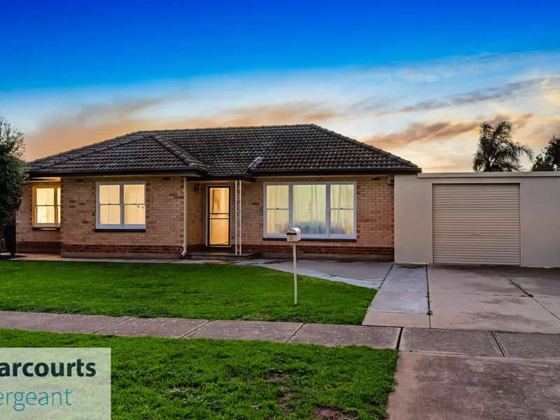 FRESH & FULL OF CHARM IN BRAHMA LODGE!