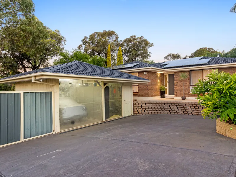 Privacy, Serenity & Comfortable Living!