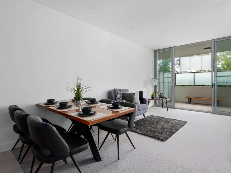 Quality modern new one bedroom apartment in convenient location