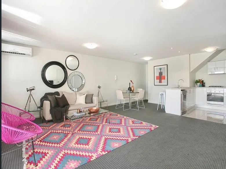 SPACIOUS 2 BED + 2 BALCONIES NORTH FACING APARTMENT 