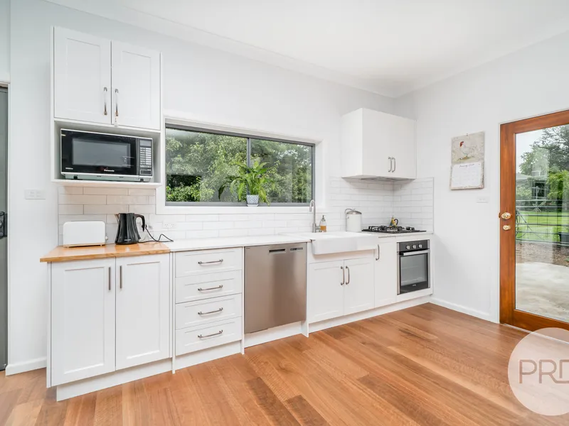 21a Eugene Avenue, San Isadore NSW