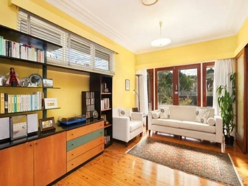 Immaculately Presented Family Home - PETS CONSIDERED
