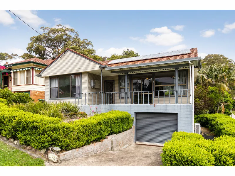 LARGE FAMILY HOME IN DESIRABLE LOCATION