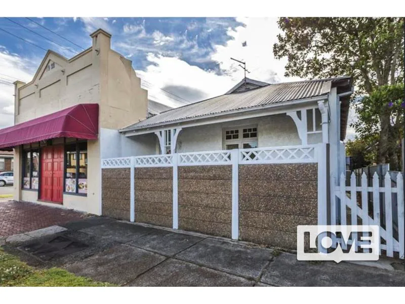 Love Where You Live....bustling Hamilton!