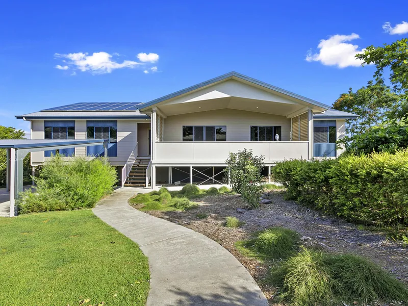 Large Bold and Beautiful