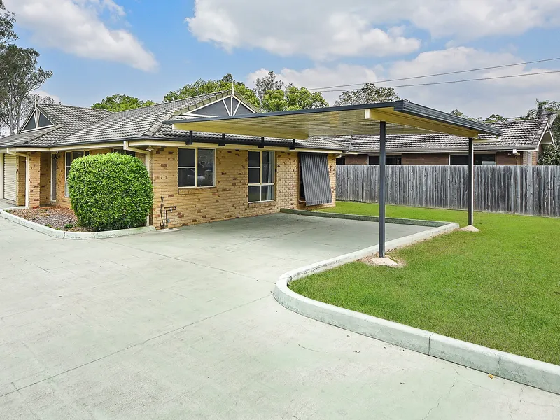 Walking Distance to Dayboro Township!