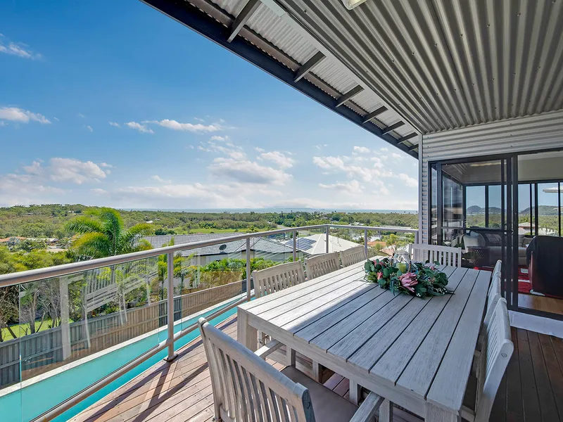 LEAGUE OF IT’S OWN