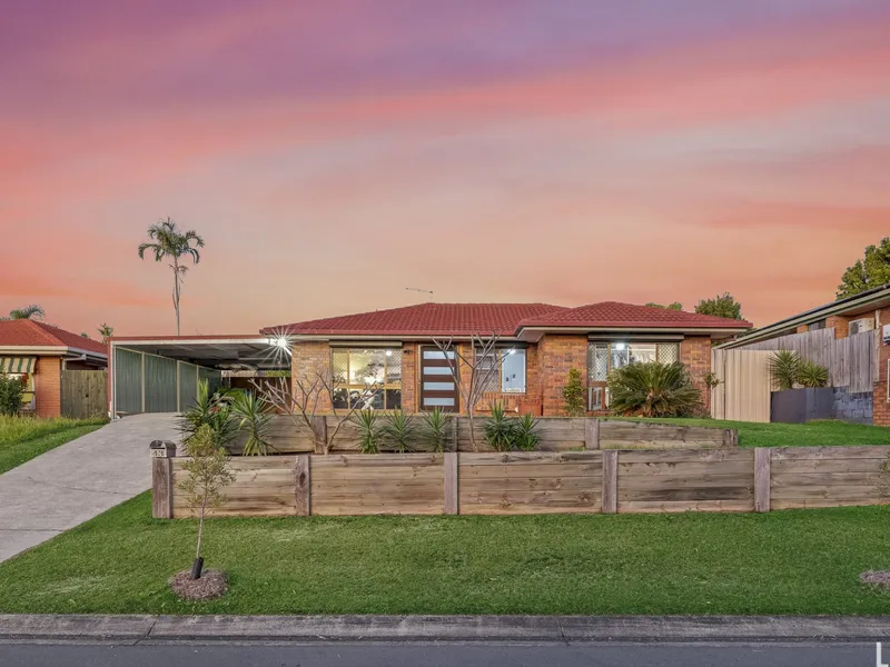 RENOVATED LOWSET – NEW KITCHEN, NEW BATHROOM, DUCTED AC, 640M2 BLOCK