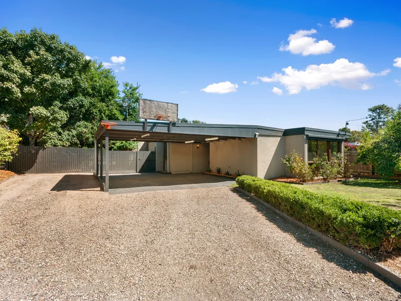Ideal family home on a large block in sought after Stratford