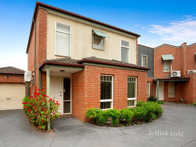 Two Bedroom Townhouse In the Heart of Greensborough