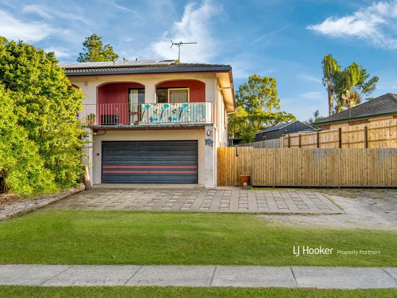 Versatile 2-storey with up to 7 beds on a big block