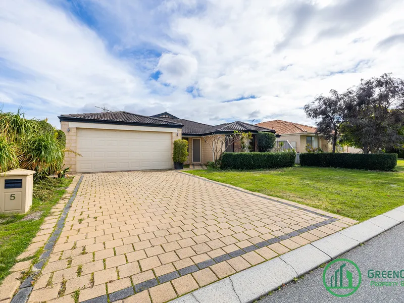 A Great Family Home !!!