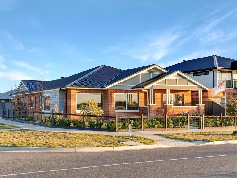 Timeless Elegance with Sensational Outlook and Convenient Side Access for Caravan or Boat!
