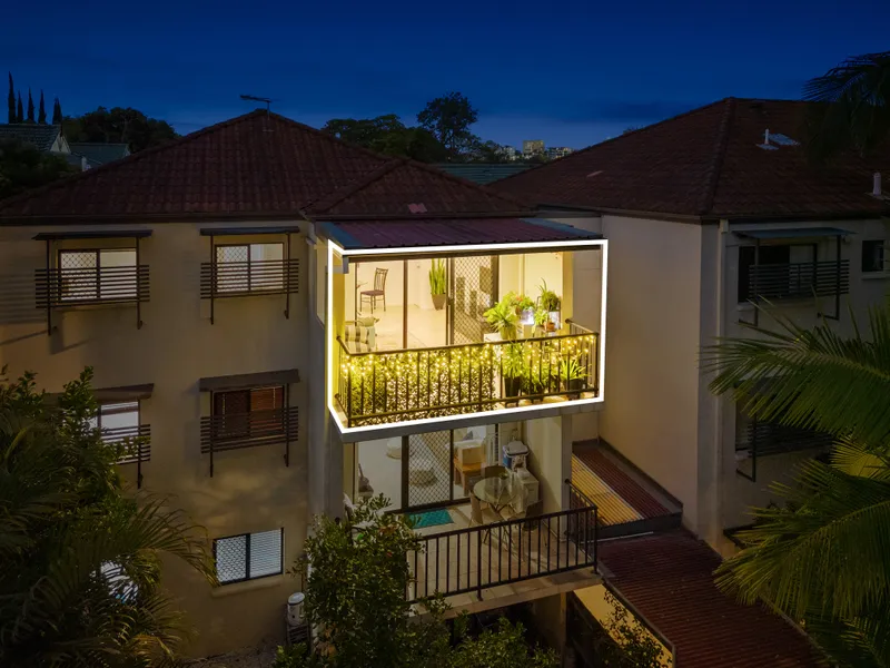 Renovated Lifestyle Unit in East Brisbane's Olympic Corridor