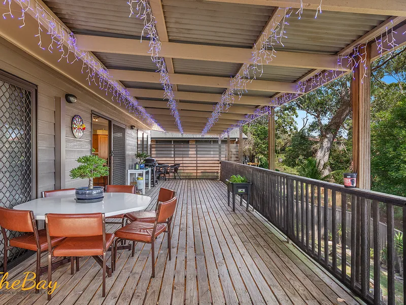 Little Bobby - Set Amongst the Gum Trees