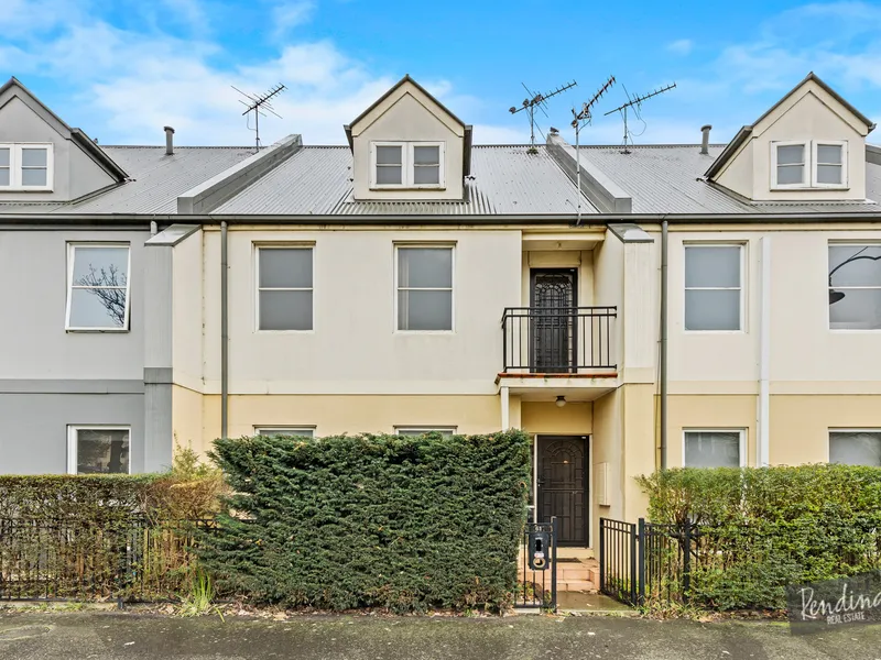 Contemporary style with perfect park proximity
