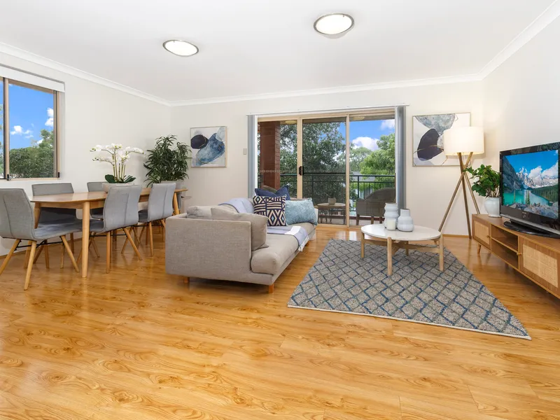 Convenience assured, stunning apartment with a brand-new kitchen