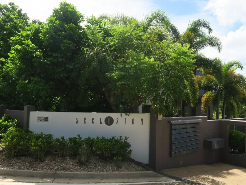 PRIVATE, PEACEFUL WITH GREAT VIEWS!