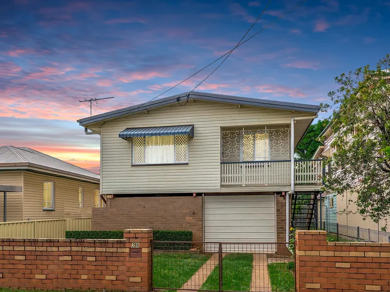 Neat as a Pin - Prime Location