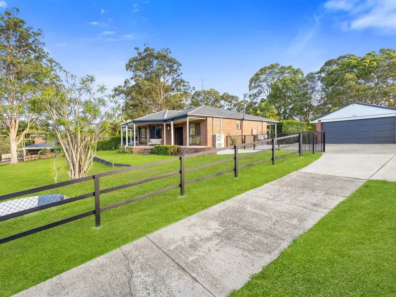 LIVE WHERE THE COUNTRY MEETS THE OCEAN