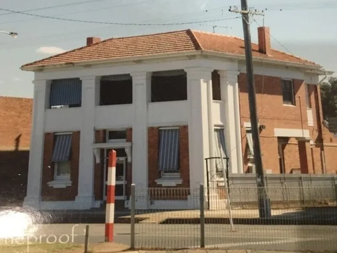 Original 2 storey bank building. 100year + historic building - Zoned Commercial or Residential