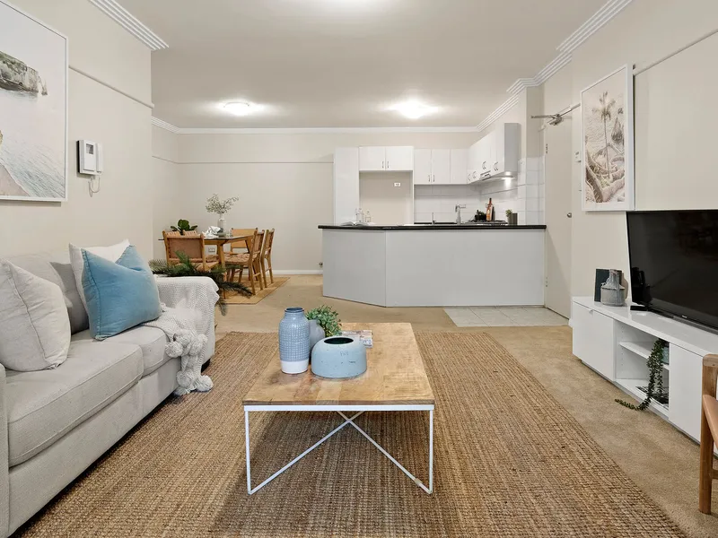Stylish apartment in the heart of Baulkham Hills