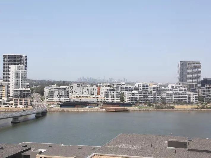 SAVANNAH! - Nearly Brand New 2 Bedroom Apartment! Enquire Now!