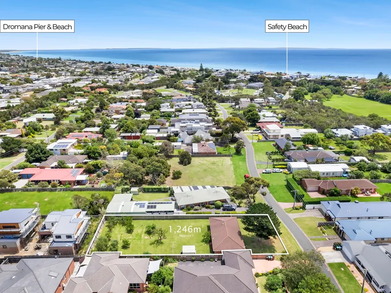 3 Bedroom Home on generous 1,246sqm approx block