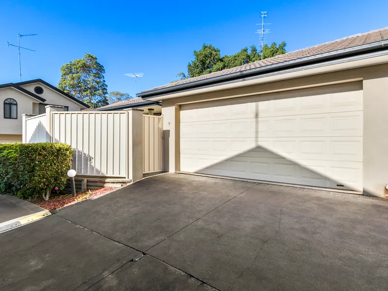 Single level, low maintenance villa - Tenanted Investment