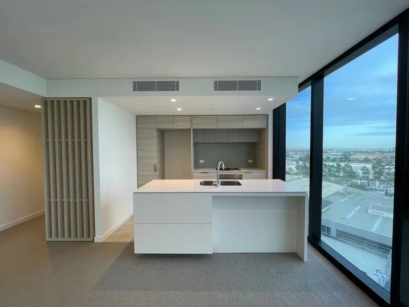 Brand new premium Two-bedroom one bathroom apartments with fantastic Waterfront View in Voyager at Yarra’s Edge!